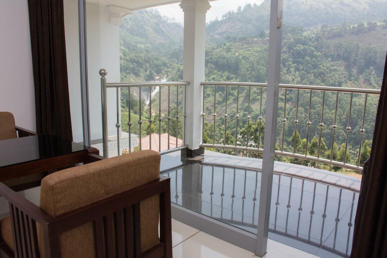 Aranyaka Resorts Munnar Buitenkant foto