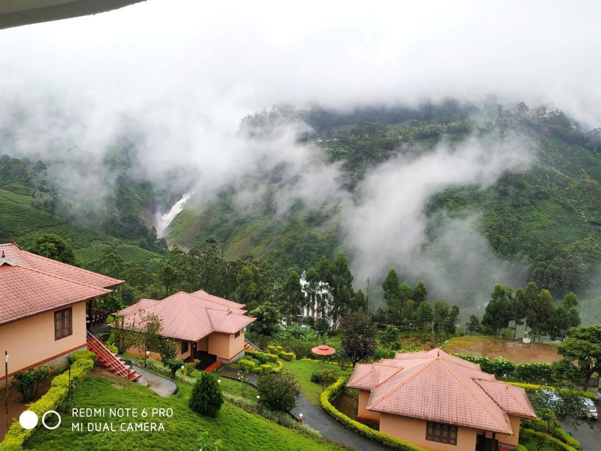 Aranyaka Resorts Munnar Buitenkant foto